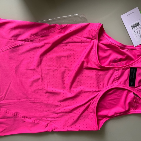 Craft Hypervent Running Pro Racerback Top SMALL Pink Fuschia - Picture 2 of 4